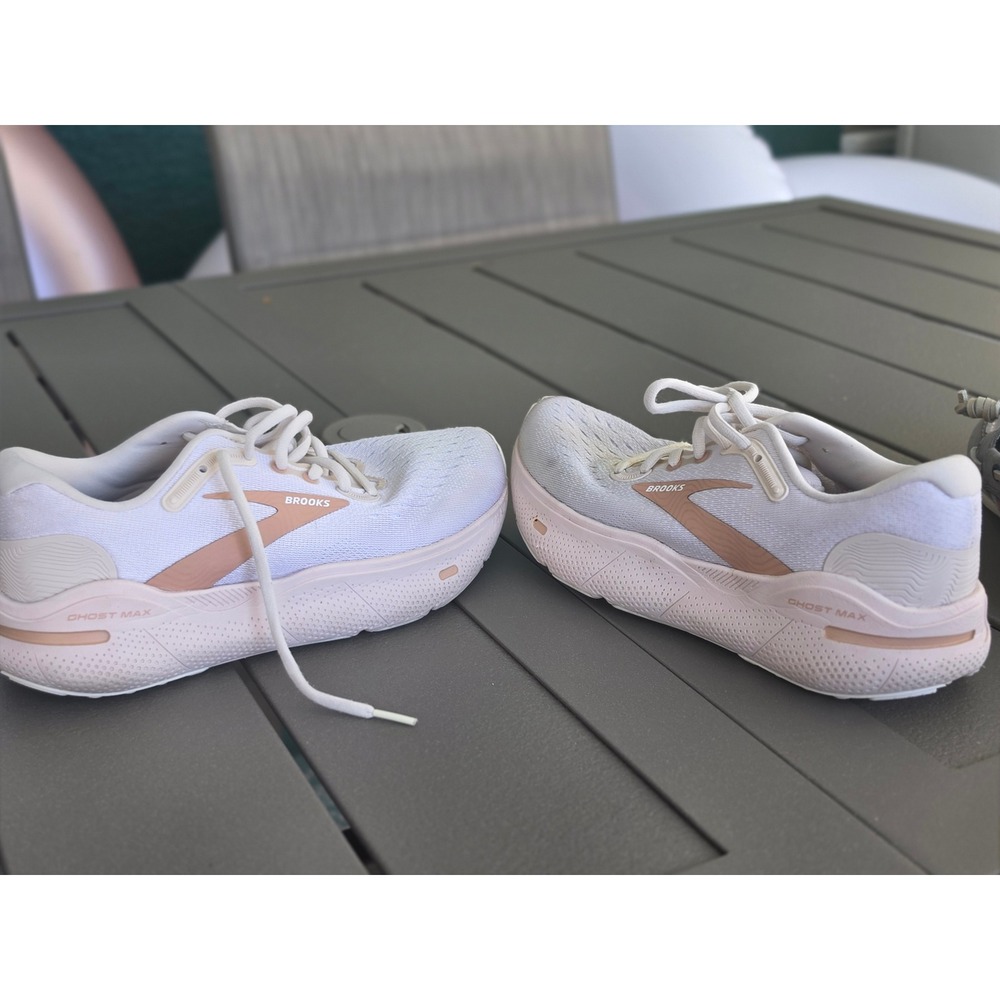 Brooks Ghost Max Lilac Rose Gold Neutral Running Shoes 1203951B135 Womens 7.5